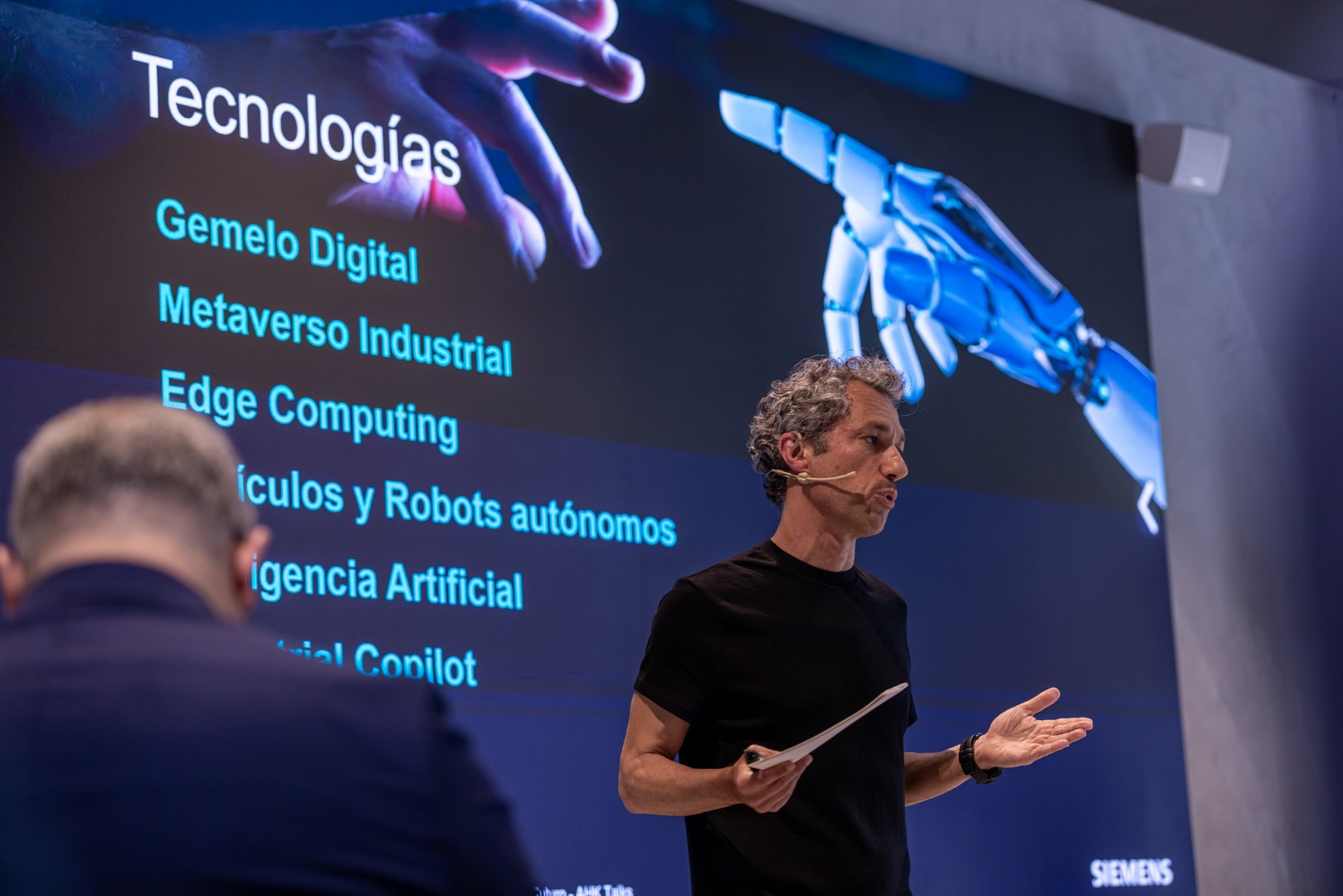 AHK Talk Nº2: Gemelos digitales, Edge Computing, asistentes virtuales… la industria optimiza su eficiencia ante la Cuarta Revolución Industrial