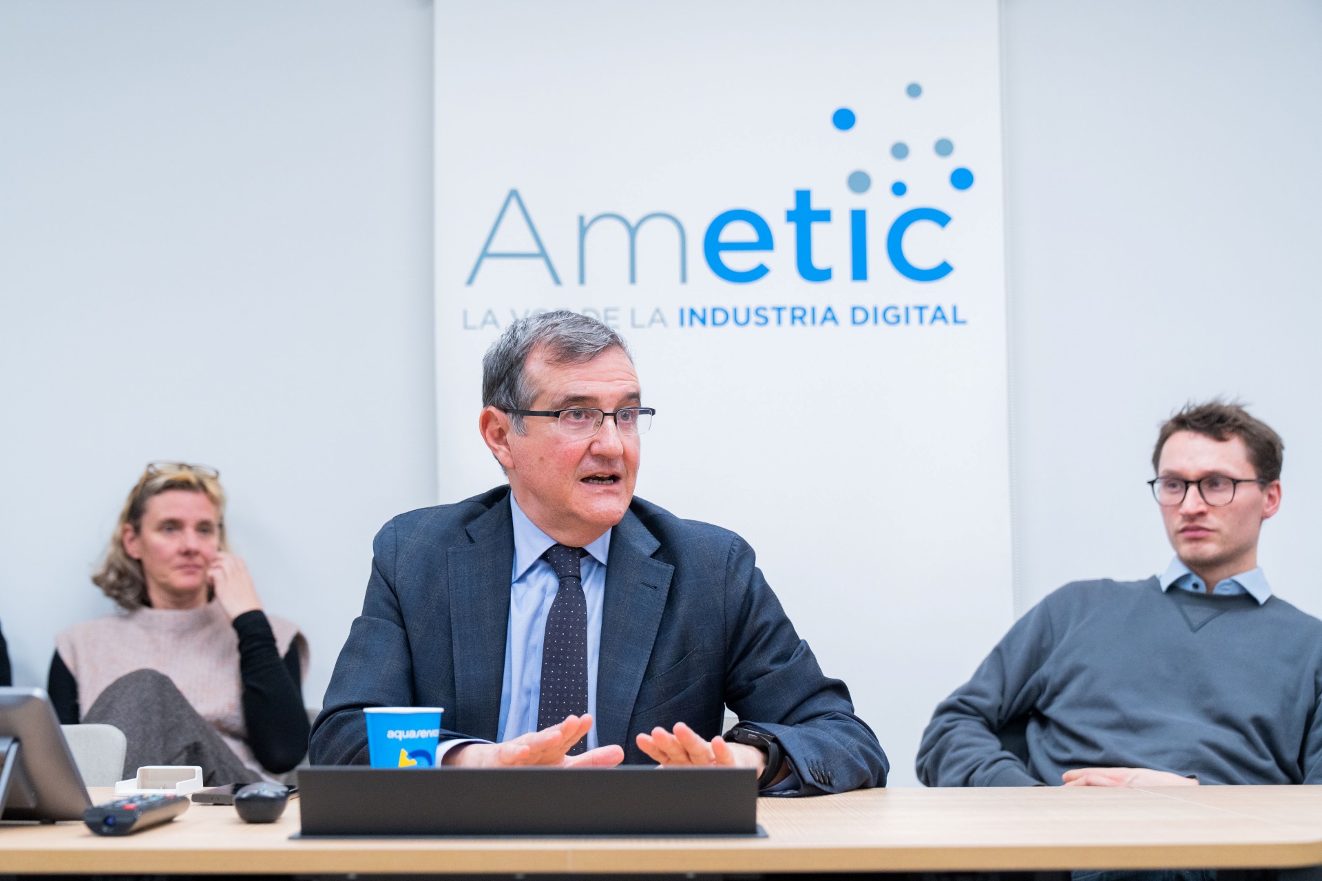 Francisco Hortigüela comparte con los AHK Young Professionals su visión sobre innovación y liderazgo tecnológico