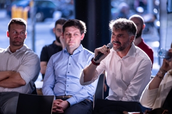Gemelos digitales, Edge Computing, asistentes virtuales… la industria optimiza su eficiencia ante la Cuarta Revolución Industrial