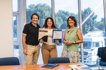 MAN Truck & Bus entrega sus diplomas a los alumnos de Mecatrónica de Vehículos Industriales en Madrid y Barcelona