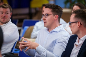 María Andrés Marín aborda el reto de “contar Europa” ante el auge del euroescepticismo en un nuevo Pep-Talk de la Cámara Alemana