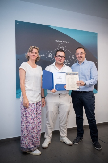 La Academia de Aprendices de MAN Truck & Bus Iberia entrega los diplomas a una nueva promoción de especialistas en vehículo industrial con la certificación de la Cámara Alemana