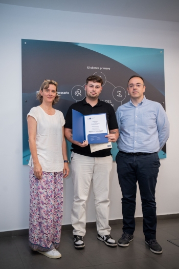 La Academia de Aprendices de MAN Truck & Bus Iberia entrega los diplomas a una nueva promoción de especialistas en vehículo industrial con la certificación de la Cámara Alemana