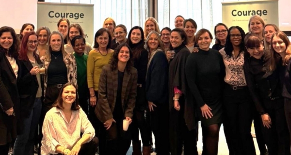 Courage, la red de mujeres de Commerzbank, se reúne en un evento a nivel mundial