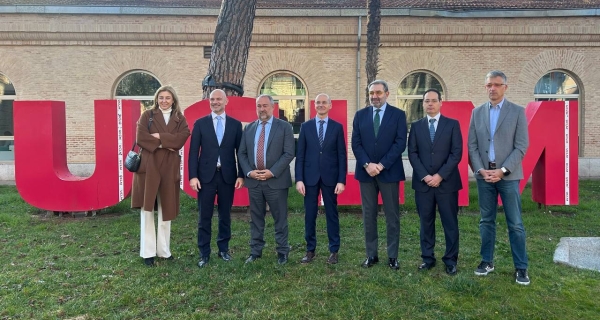 La Universidad de Castilla-La Mancha y Bayer crean la Cátedra de Inteligencia Artificial aplicada a la Salud