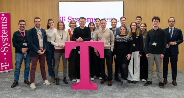 Osmar Polo recibe a los Young Professionals de la Cámara Alemana en la sede madrileña de T-Systems