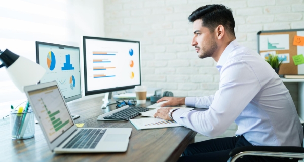 Examinando el futuro laboral de los jóvenes: ¿dónde se encuentran las oportunidades este 2025?