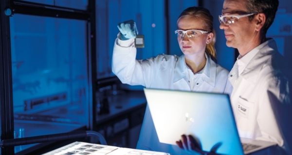 Se implantará en el año académico 2026-2027 y BASF pretende extenderlo a otras empresas y universidades.
