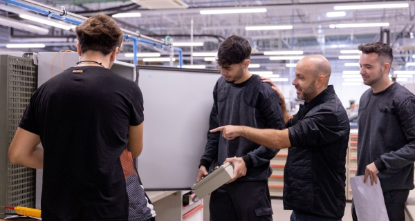SEAT S.A. refuerza su apuesta por el talento joven con la apertura de la nueva sede de la Escuela de Aprendices en Martorell 
