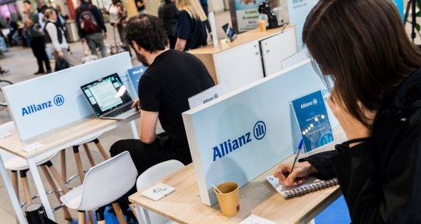 Allianz inaugura en Sevilla un innovador hub de negocio y networking bajo su iniciativa 'Negocios Valientes'