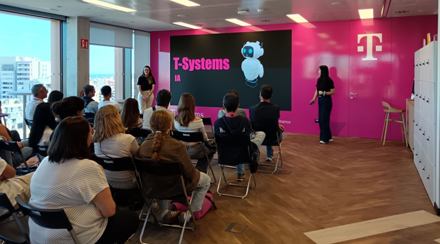 T-Systems impulsa el talento femenino con la celebración de “Girls in Tech”