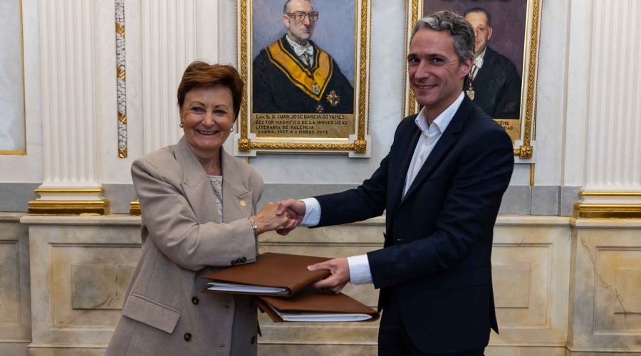 PowerCo y la Universitat de València lanzan una cátedra especializada en baterías avanzadas y almacenamiento energético