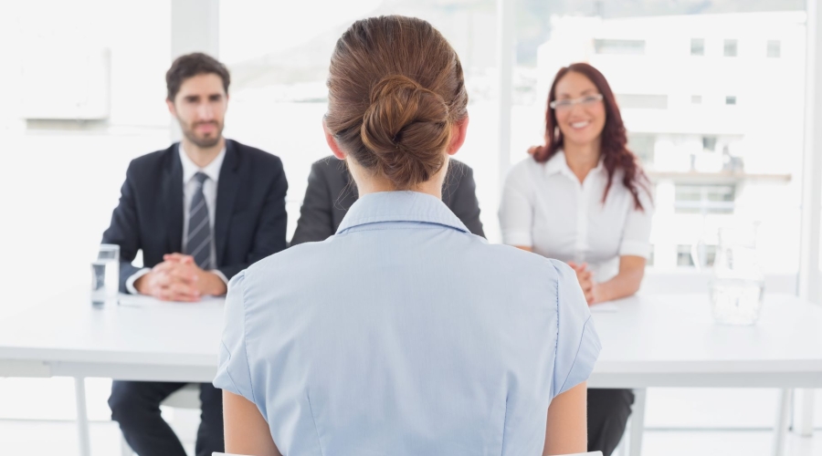Claves para triunfar en una entrevista de trabajo según la generación