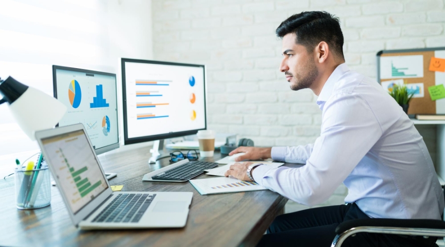 Examinando el futuro laboral de los jóvenes: ¿dónde se encuentran las oportunidades este 2025?