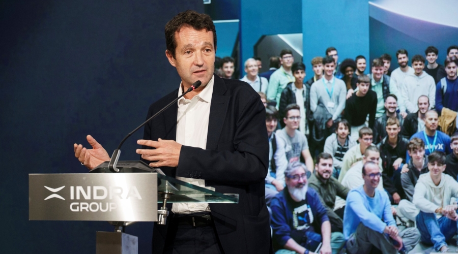 Ángel Escribano, presidente de Indra Group: “La FP y el talento técnico son clave para liderar la reindustrialización de España”