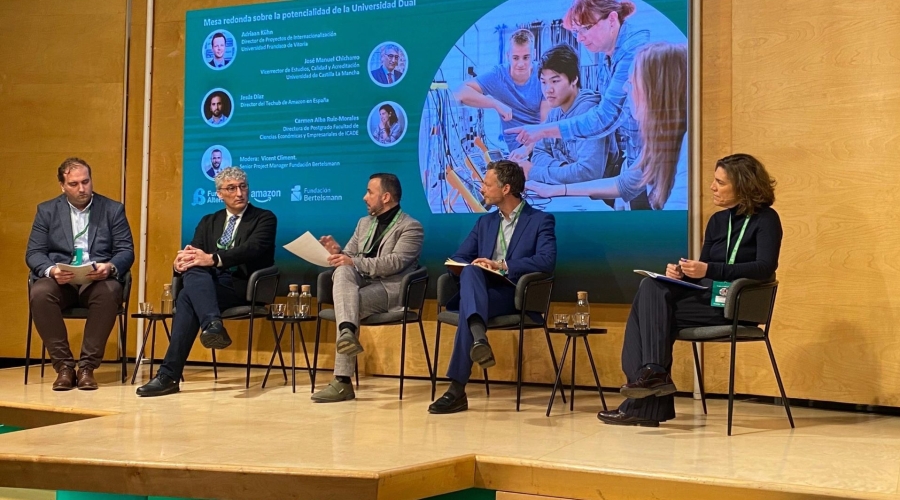 La formación dual se consolida para reducir la brecha entre universidad y mundo laboral