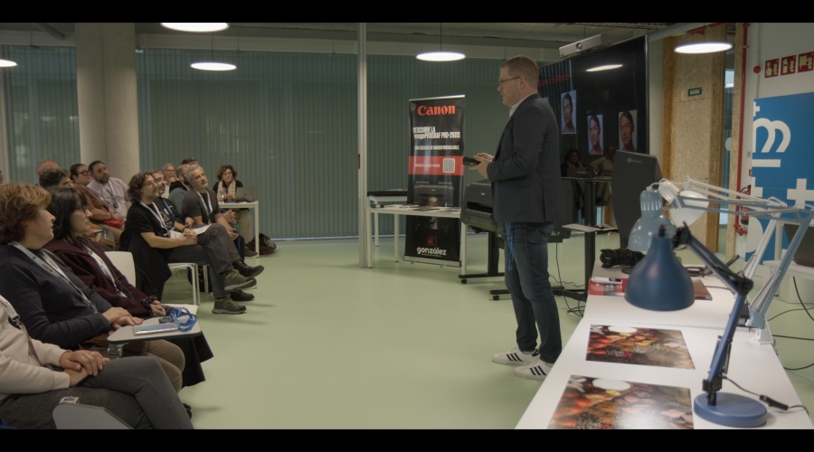 Canon impulsa el aprendizaje en impresión fotográfica profesional acercando conocimiento experto y tecnología al entorno educativo