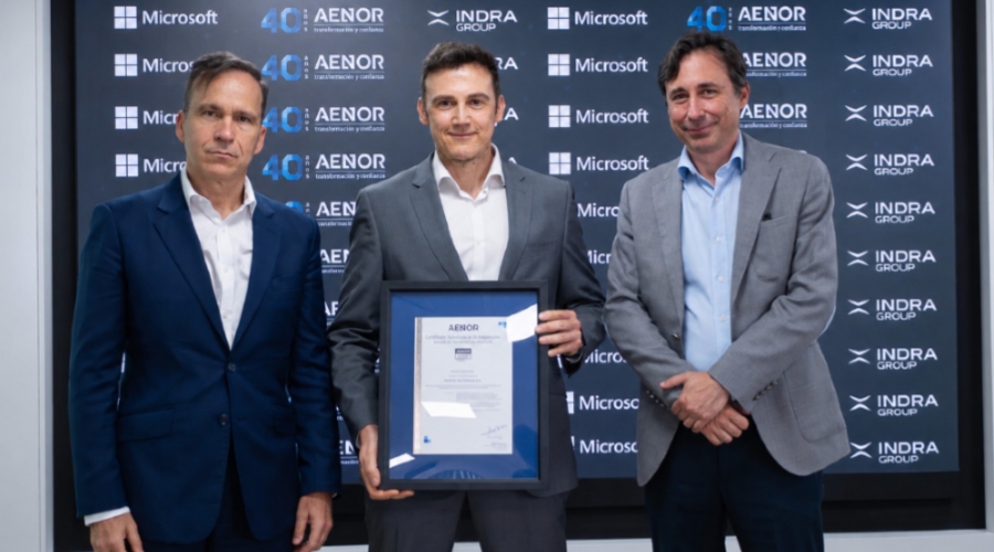 Indra Group se convierte en la primera compañía española que obtiene la certificación de AENOR Tecnología de IA responsable basada en herramientas Microsoft