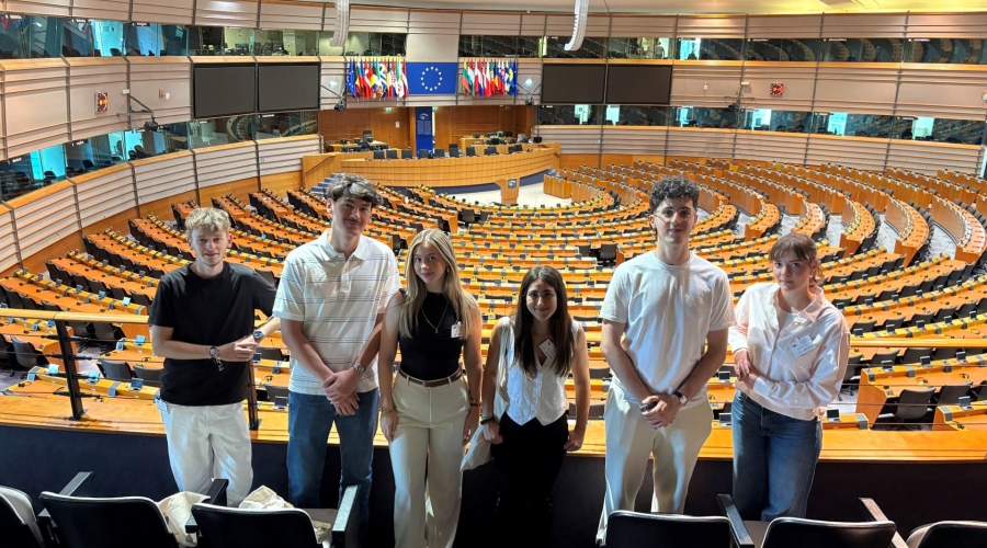 Estudiantes de FP de España trasladan al Parlamento Europeo propuestas de futuro para la formación profesional