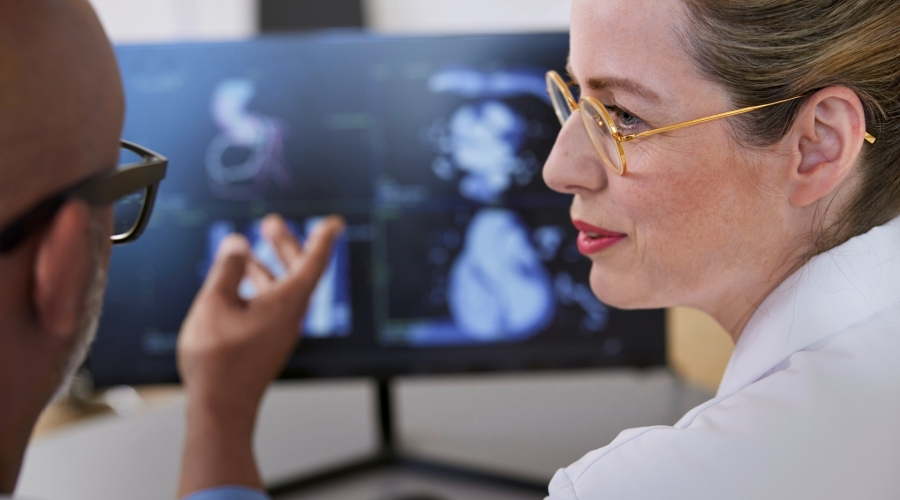 Bayer lanza ICÓNICAS, un proyecto para visibilizar a referentes femeninas en oftalmología