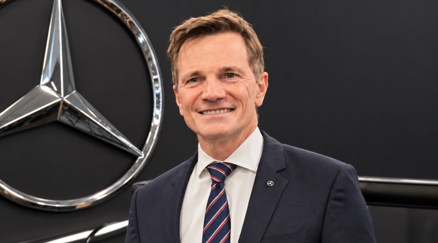 Relevo en Mercedes-Benz Group Services Madrid: Juan Guerrero se retira después de 40 años en el grupo Mercedes-Benz y Martin Brengartner le sucede