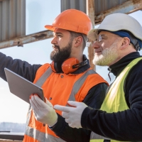 La escasez de mano de obra y la incertidumbre frenan el crecimiento de la construcción en Europa