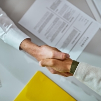 El 81% de las empresas tiene previsto contratar más profesionales en 2026